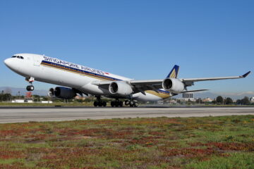The World Longest flight. Singapore Airlines A340-500