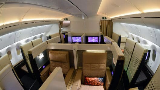 Review: Etihad Airways B787-9 Dreamliner First Class Inaugural Flight