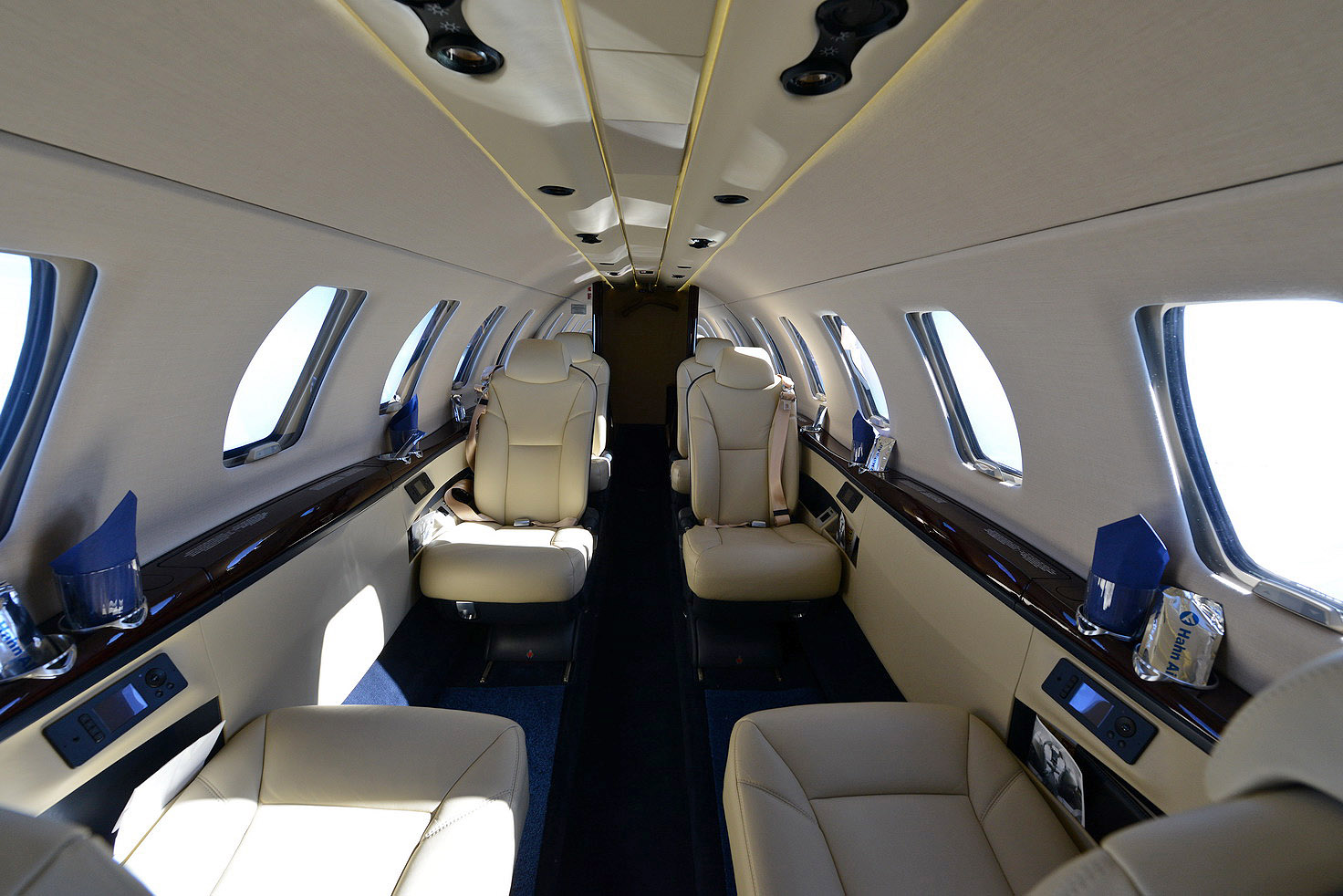 Fly your own Hahn Air Business Jet for just 180 Euros!