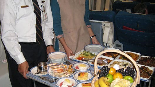 Pakistan International PIA B747-240BM