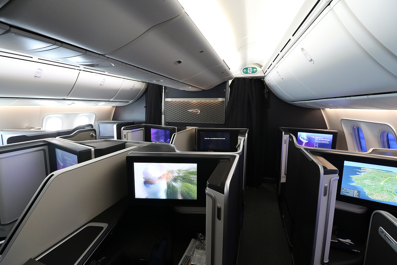 Review: British Airways First Class B787-9 London to Muscat via Abu ...