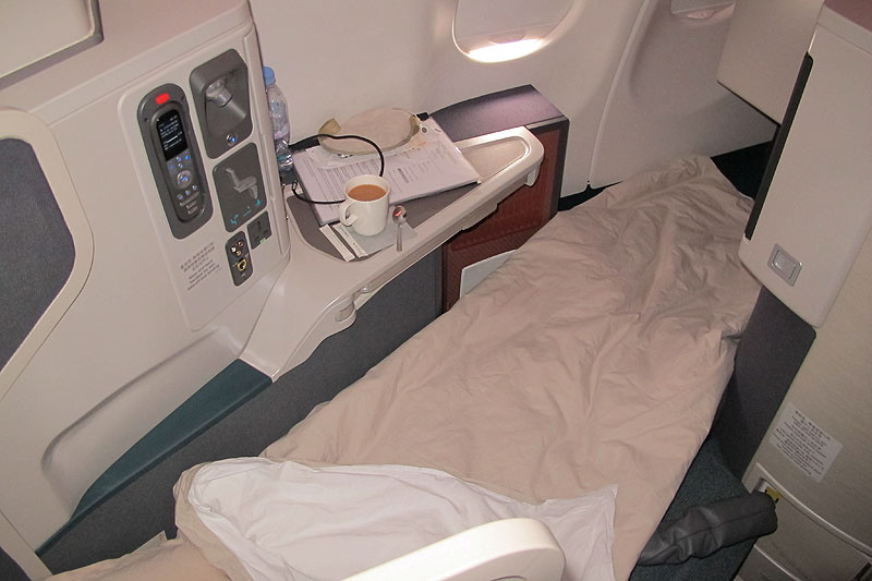 Review: Cathay Pacific New Business Class A330 Hong Kong To Sydney ...