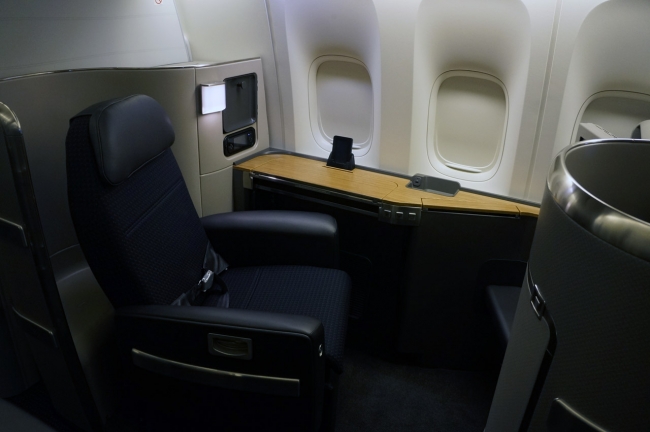 american-airlines-boeing-777-300er-inaugural-first-class-2013-14_26330