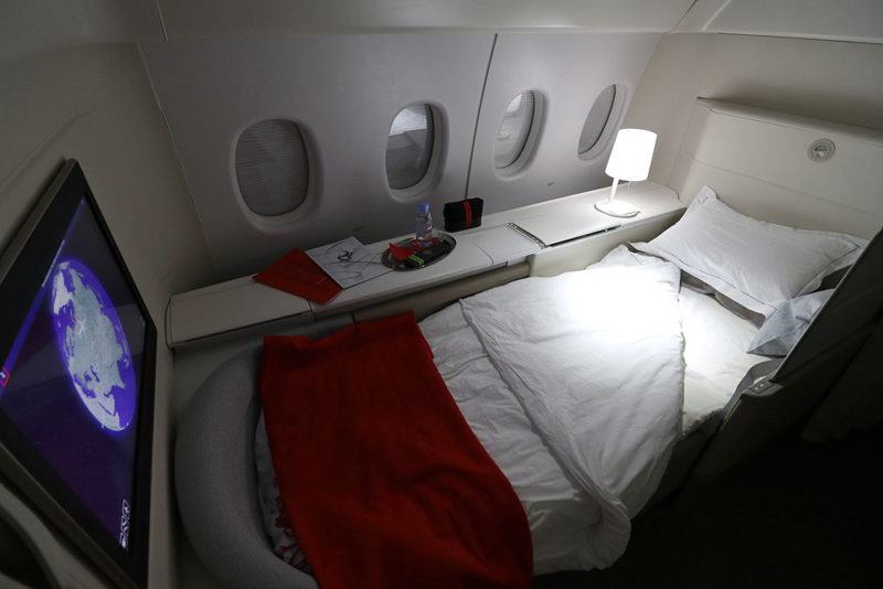 Air France La Premiere First Class bedding