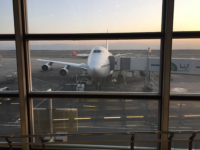 Iran Air IR810 B747-SP to Mumbai Boarding