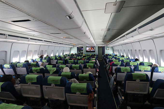 Iran Air B747-SP Main Cabin
