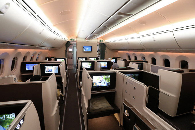 Review: Oman Air Business Class B787 Muscat to Bangkok