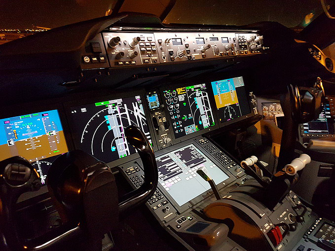 Oman Air Boeing 787 Dreamliner cockpit