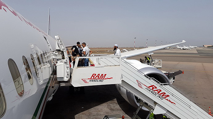 Royal Air Maroc Boeing 787 boarding