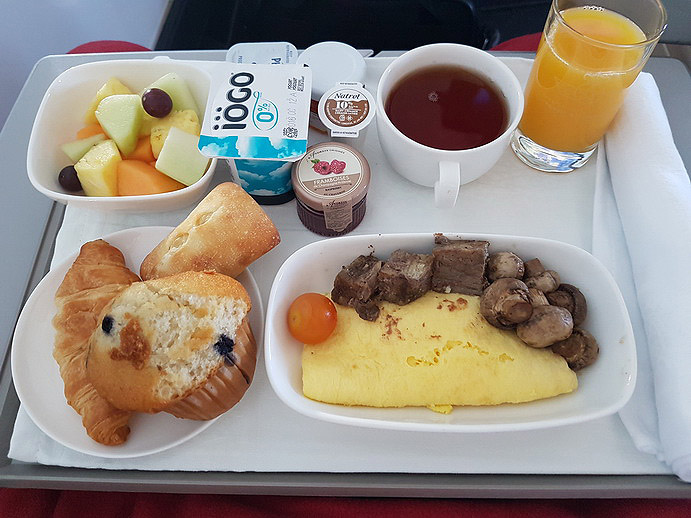 Royal Air Maroc Business Class Breakfast