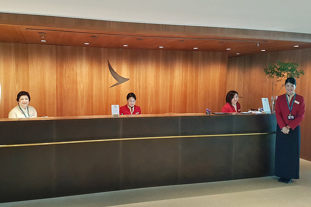 Cathay Pacific The Pier Business Class Lounge