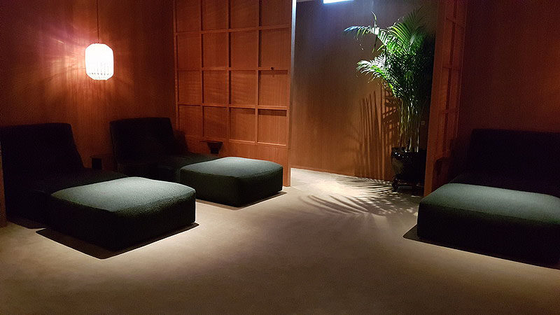 Cathay Pacific The Pier Business Class Lounge - Relaxation Area