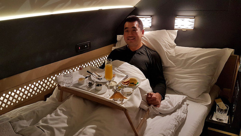 Dining caviar and cocktail in bed on the Residence of Etihad Airways A380