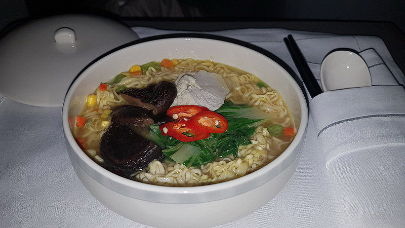 Singapore Airlines Business Class midflight snack