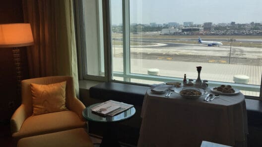 Airport Hotel With A View!