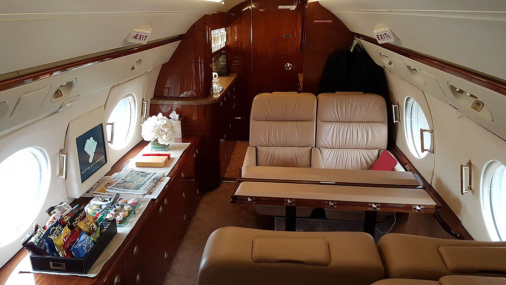 Частный заказ. Gulfstream g400 Cabin. Гольфстрим 3 самолет. Gulfstream g400 Toilet. Gulfstream g400 New.