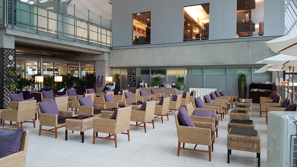 Thai Airways Domestic Business Class Lounge