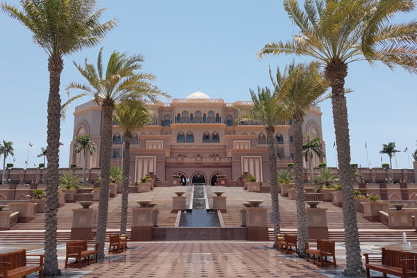 Staying in the Palace Suite of the Emirates Palace, Abu Dhabi - SamChui.com