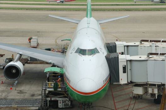 EVA Air B747-400 Review