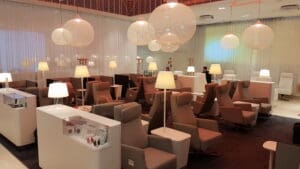 Finnair Business Class and Premium Lounge Review
