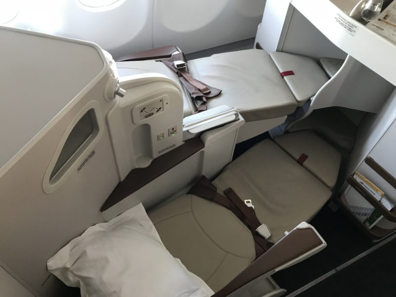 Review: Philippine Airlines Business Class A330-300 Manila to Dubai ...