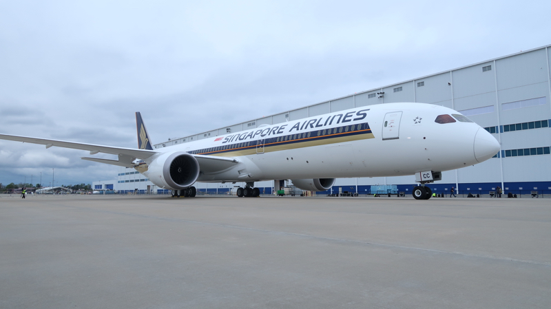 Singapore Airlines B787-10