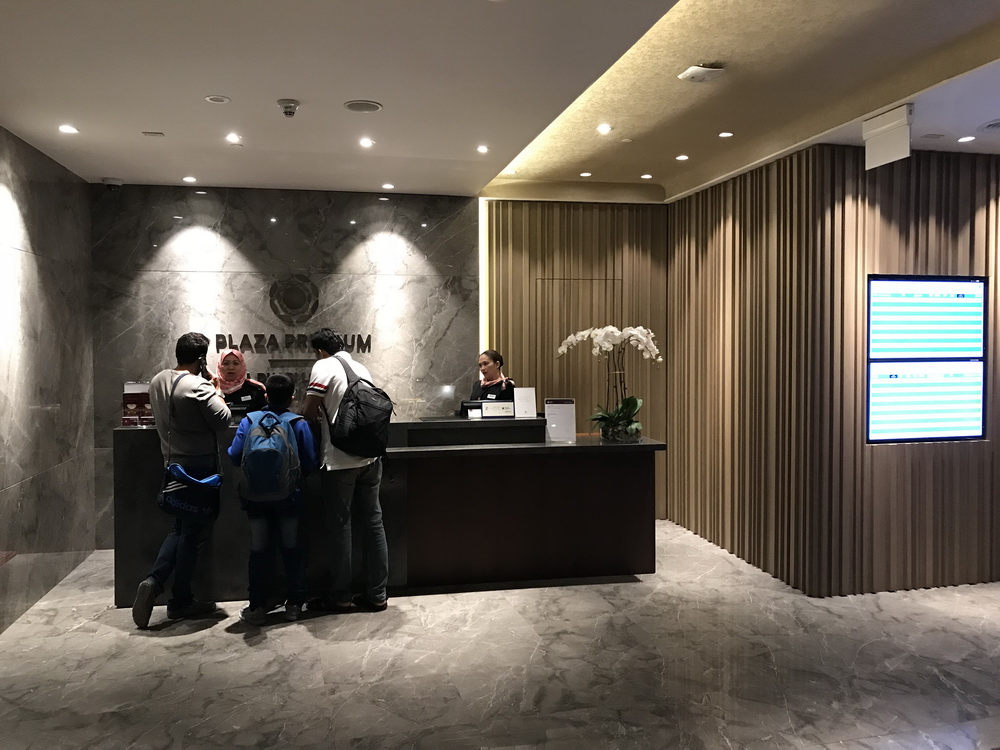 Review Plaza Premium Lounge Abu Dhabi Samchui Com