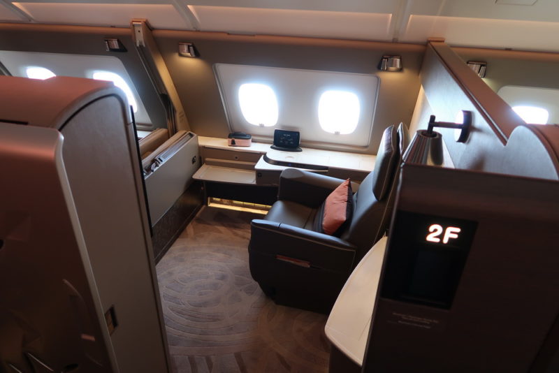 Review: Singapore Airlines New First Class Suite - SamChui.com