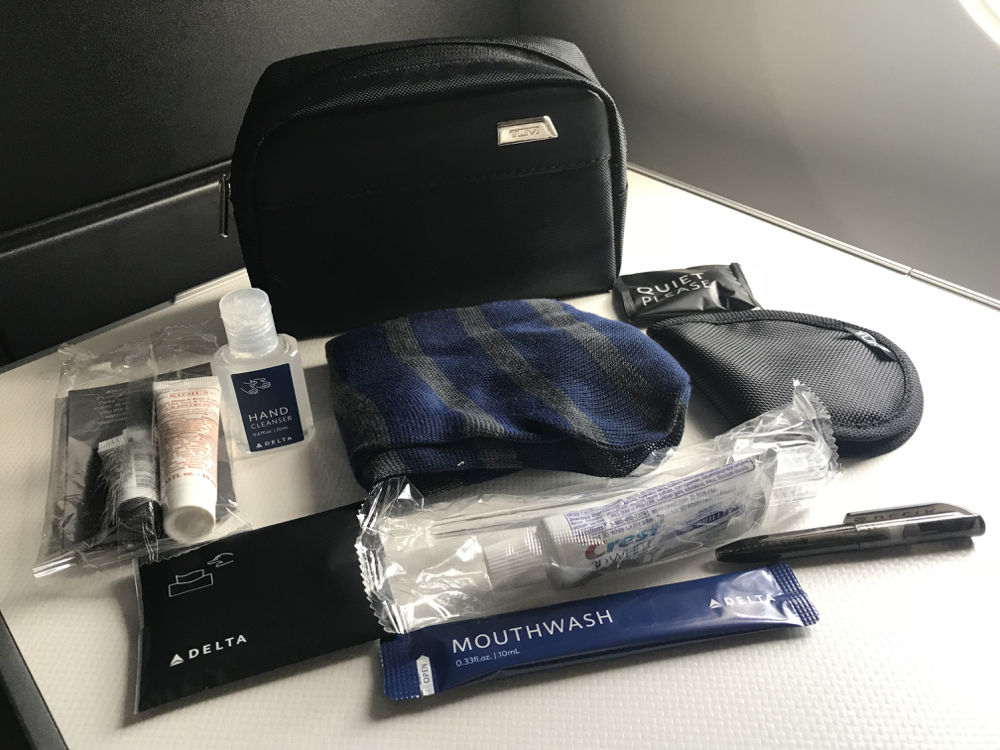 delta one amenity kit