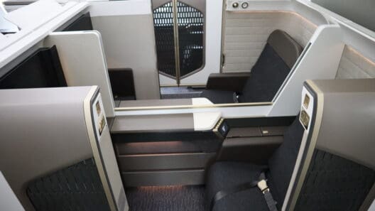 Oman Air New B787-9 First Class Suite