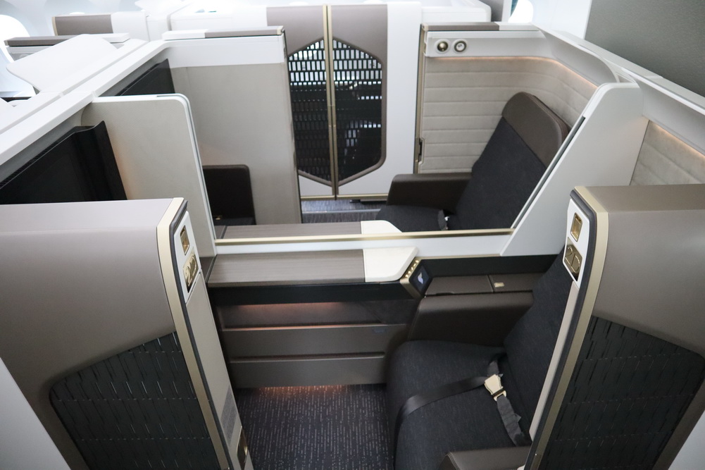 Oman Air New B787-9 First Class Suite