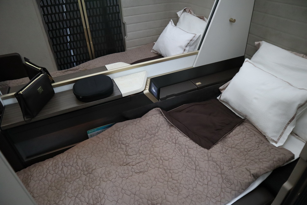 Oman Air New B787-9 First Class Suite