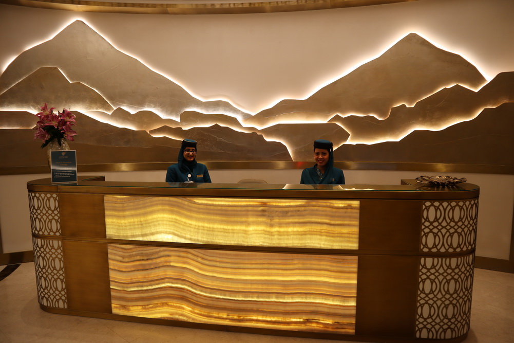 Oman Air First and Business Class Lounge Muscat