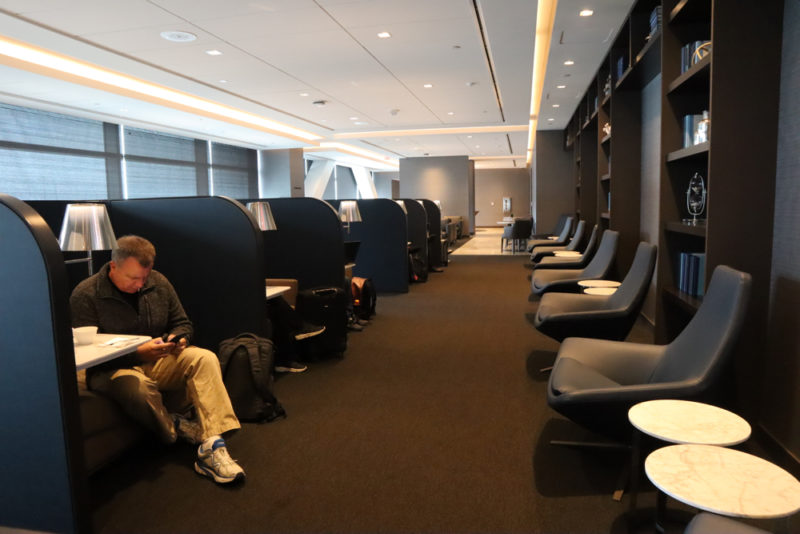 United Polaris lounge San Francisco