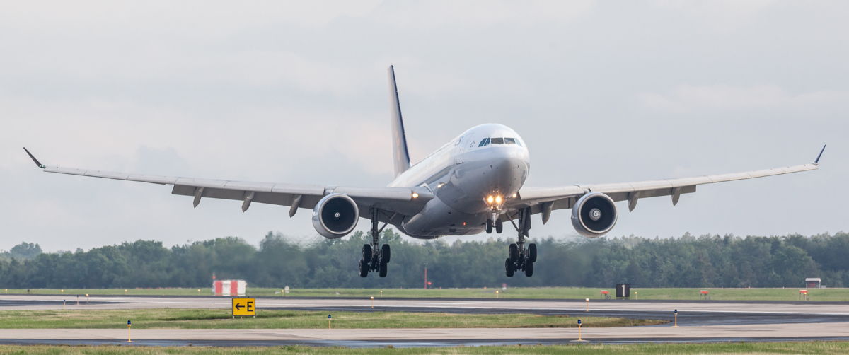 Brussels Airlines Airbus A330 suffers dual engine failure