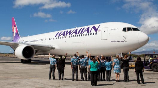 Hawaiian Airlines says farewell to the Boeing 767