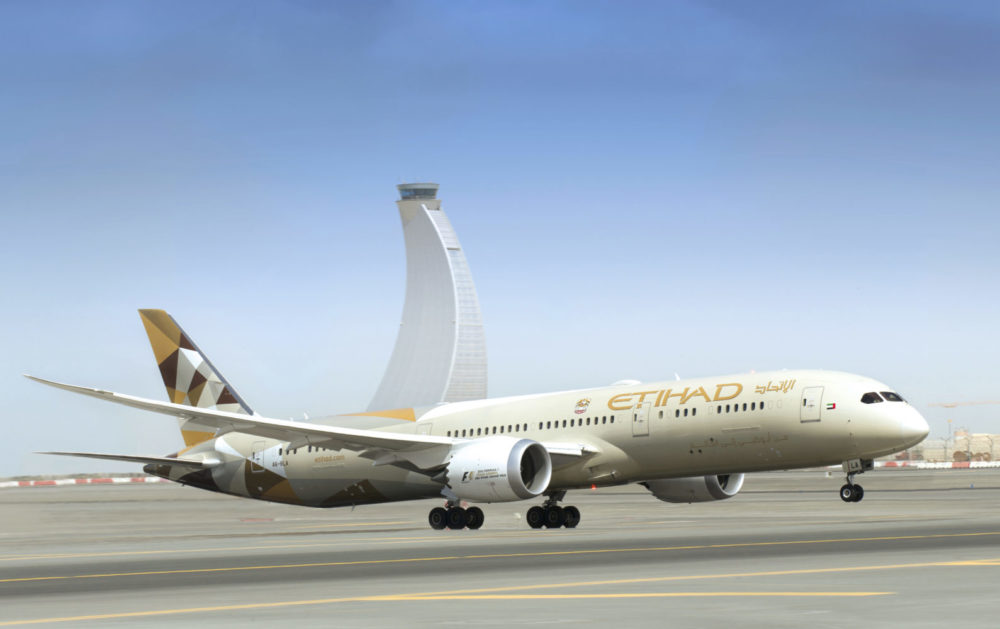 Etihad adjusts Airbus and Boeing aircraft order