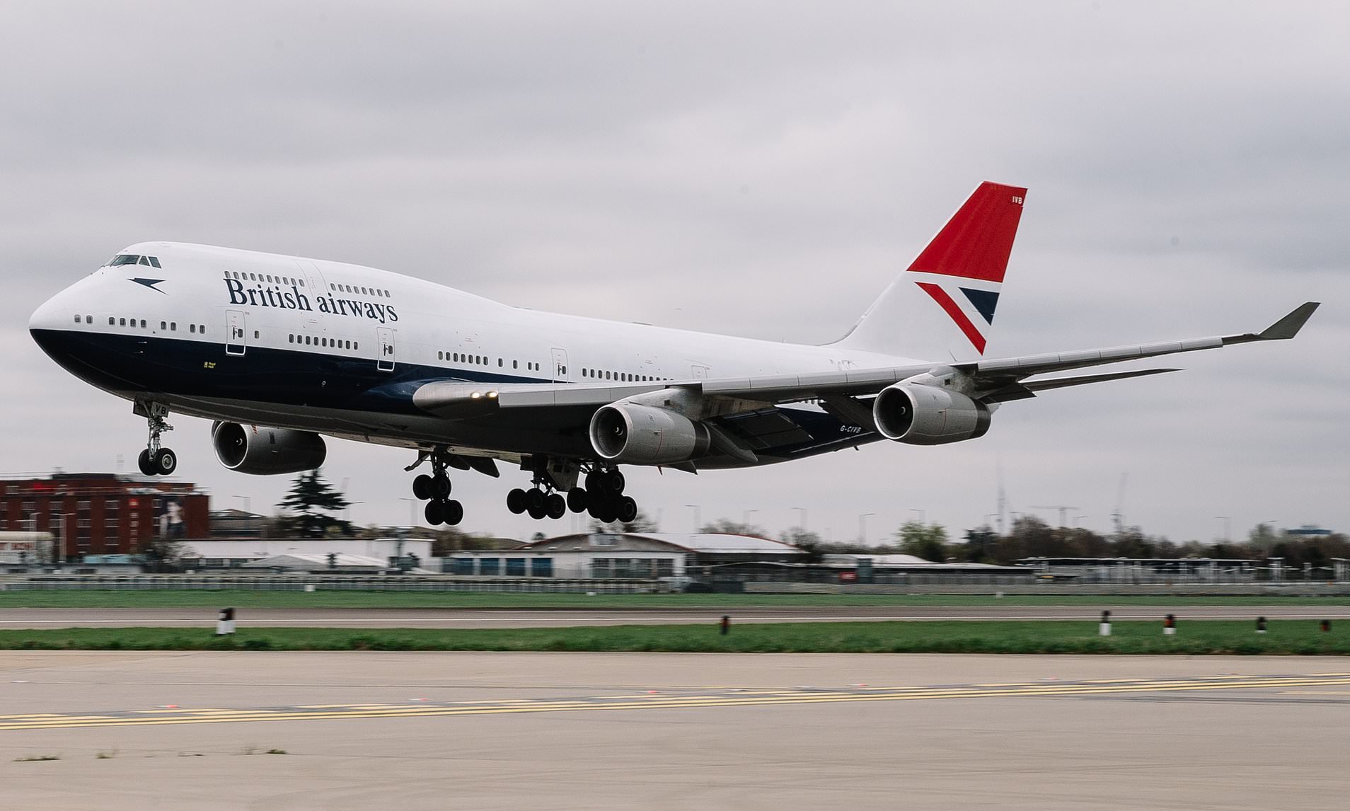 British Airways 747 400 In Negus Retro Livery 0558