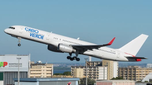 Cabo Verde Airlines 757