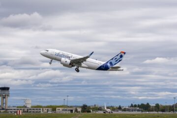 Airbus A319neo performs maiden flight