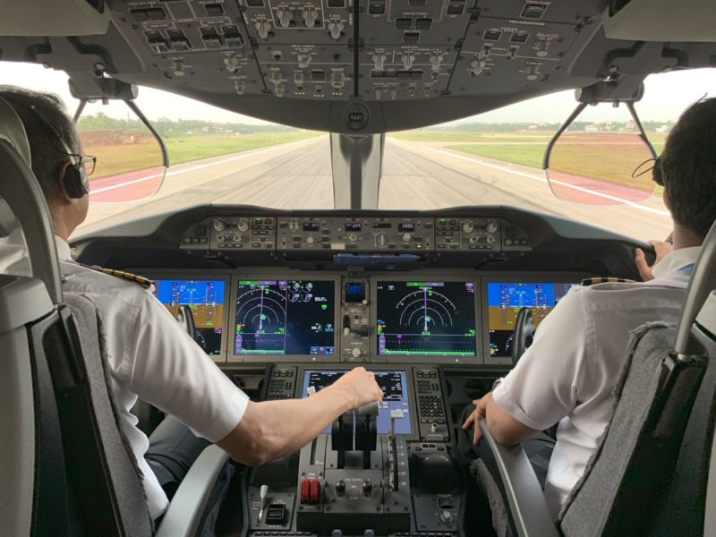 Biman Bangladesh 787 cockpit