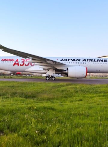First Japan Airlines Airbus A350 painted