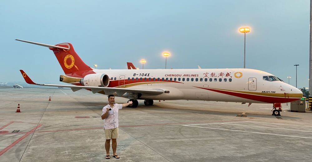 Flying the Chinese made ARJ21