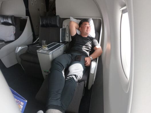 BA1 A318 London New York