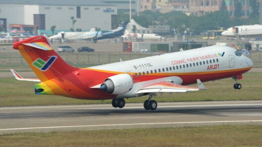 COMAC Secures Order for 105 ARJ21-700 Jets