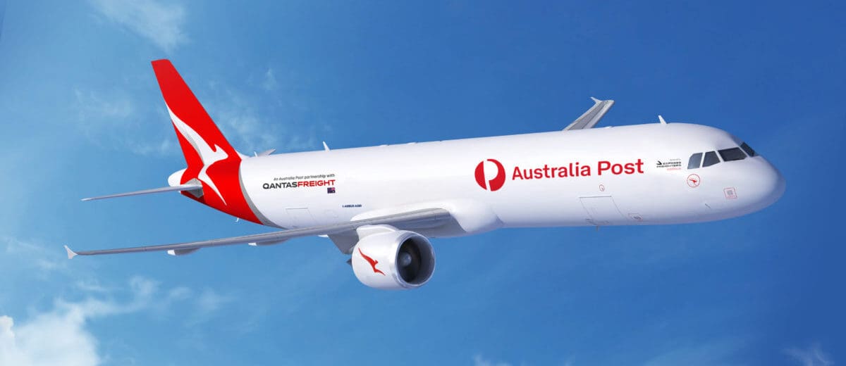 Qantas Receives First Boeing 747-8 Freighter