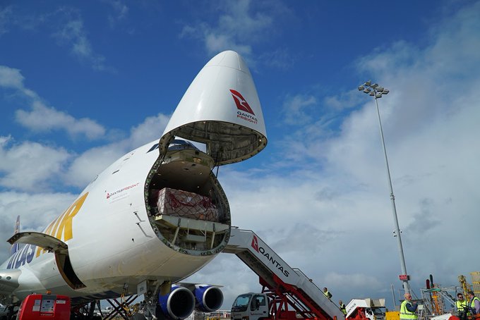 Qantas Receives First Boeing 747-8 Freighter
