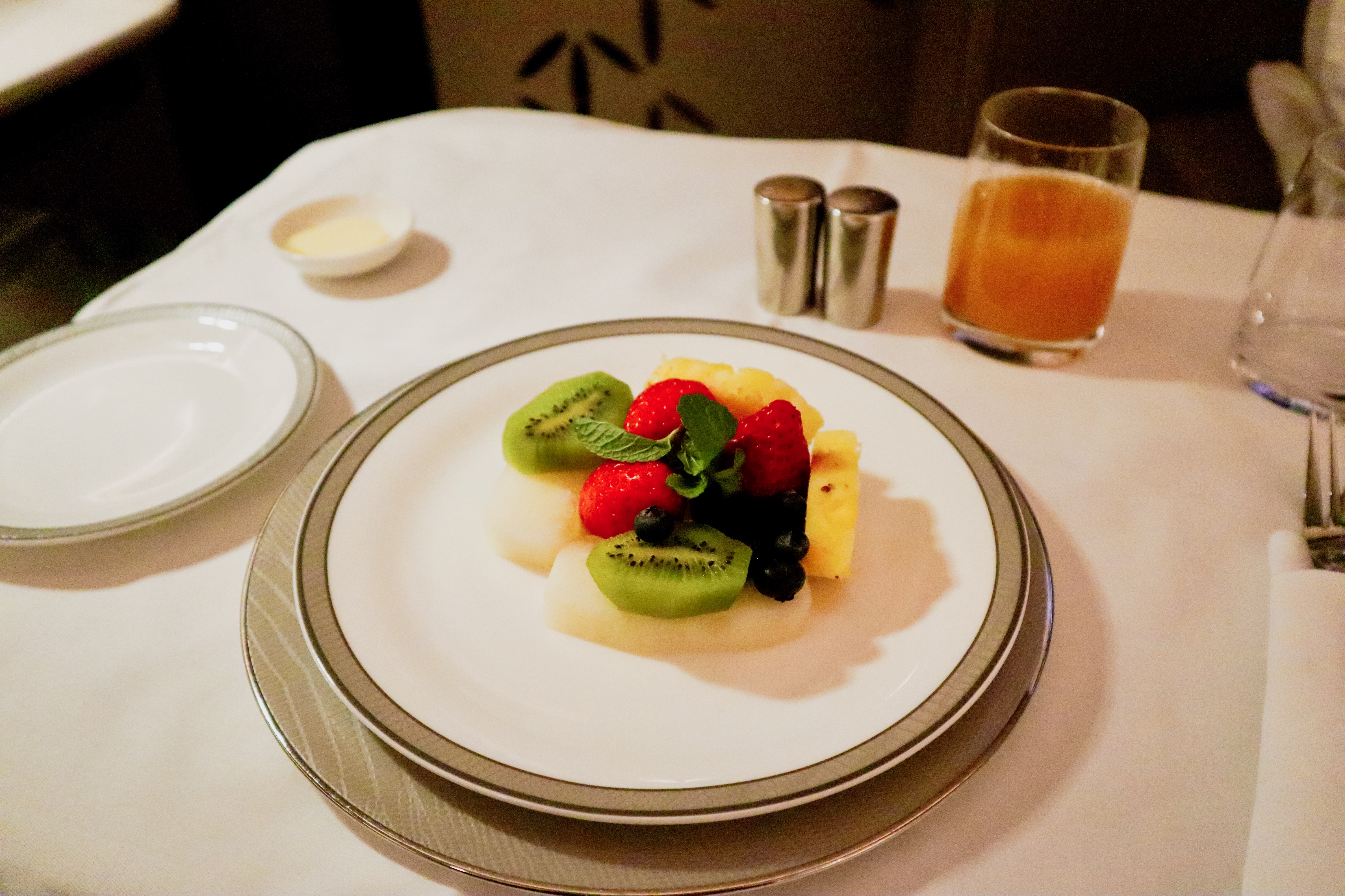 Singapore Airlines A380 First Class - Breakfast