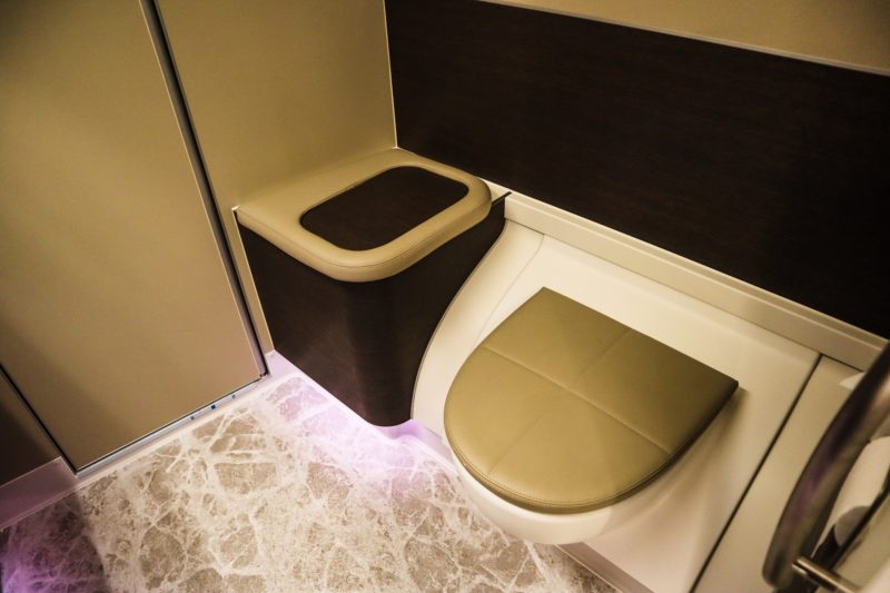 Singapore Airlines A380 First Class - Toilet