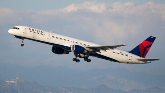Delta Interested in Ordering Up To 200 Boeing 797 Aircraft